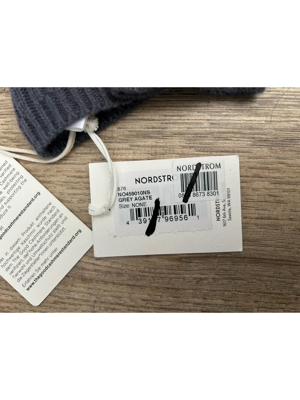 NORDSTROM 100% Cashmere Gray Agate Gloves One Size NWT